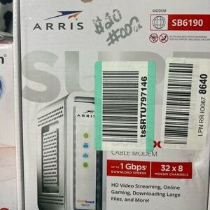 ARRIS SB6190 Cable Modem